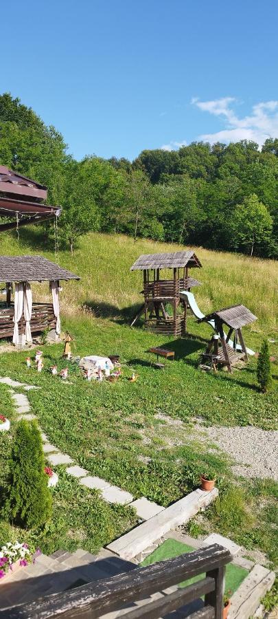 Villa Casa Dunca Sighetu Marmaţiei Esterno foto