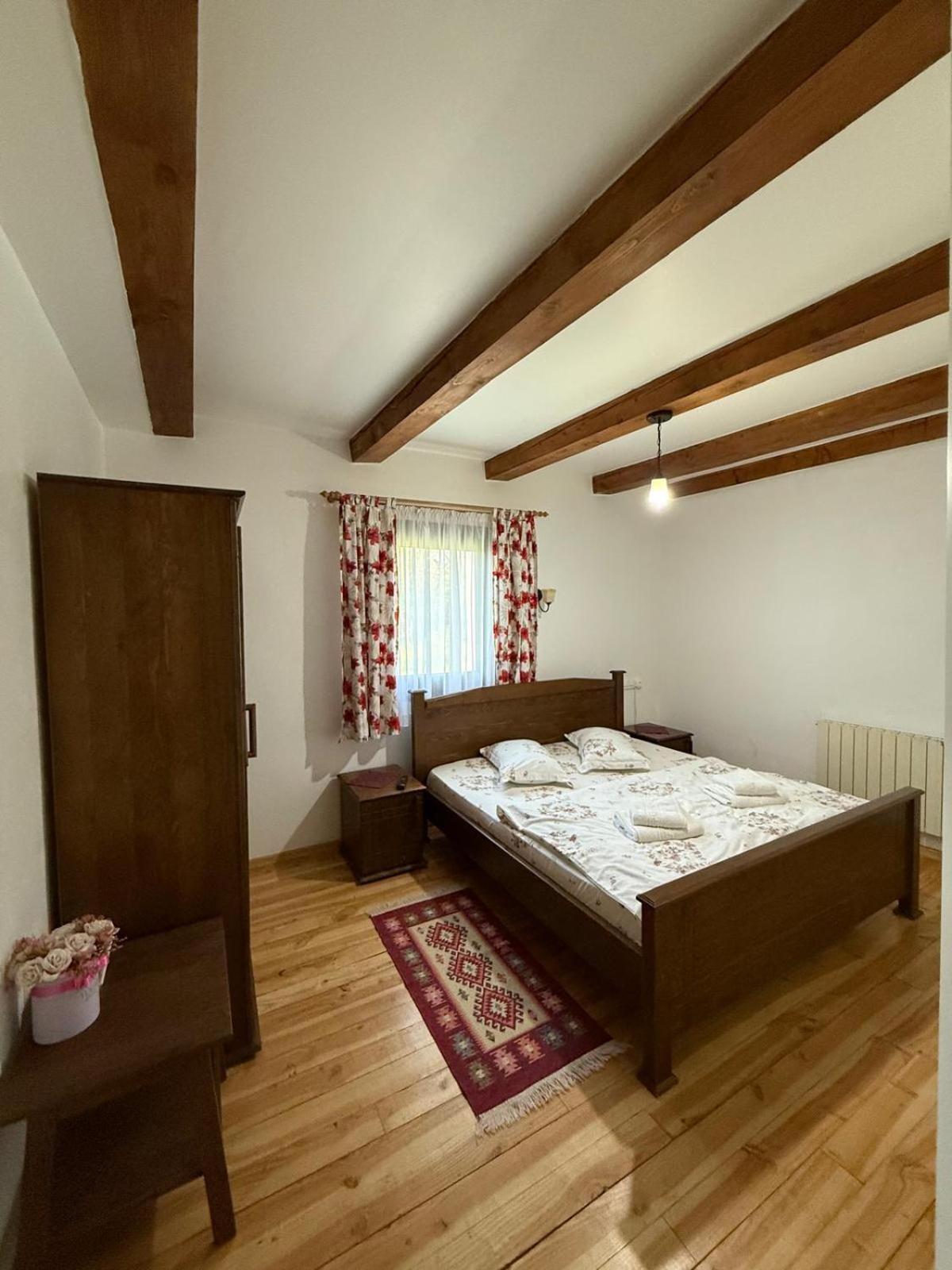 Villa Casa Dunca Sighetu Marmaţiei Esterno foto