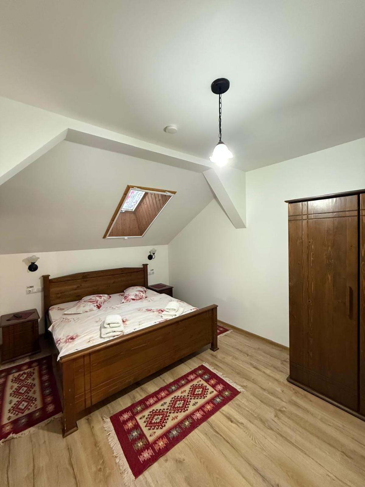 Villa Casa Dunca Sighetu Marmaţiei Esterno foto